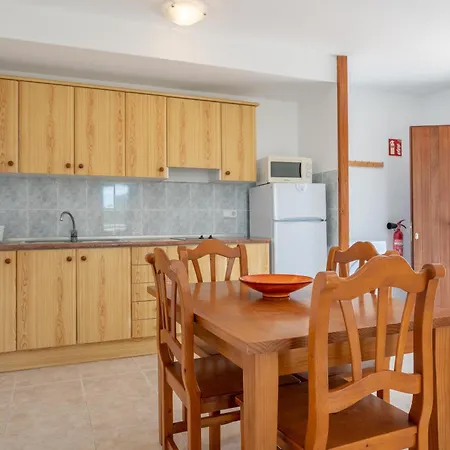 Apartamentos Karin 2ºe-3