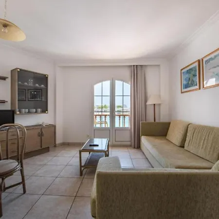 Apartamentos Es Cañe-2