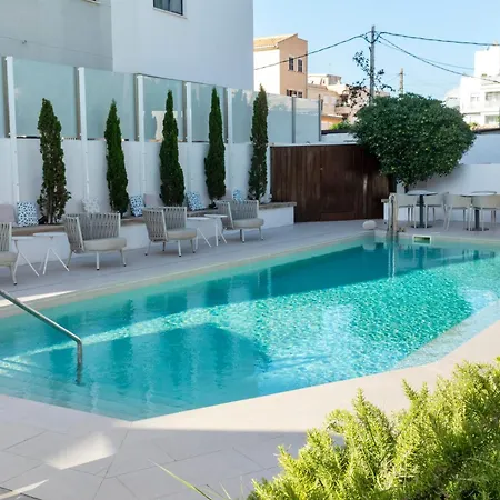Petit Garden Hotel By Flacalco-3