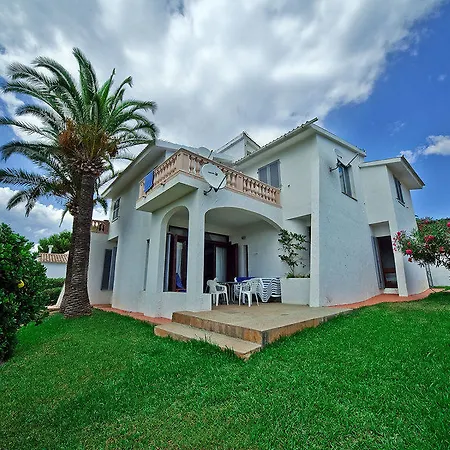 19 A - Four Bedroom-3