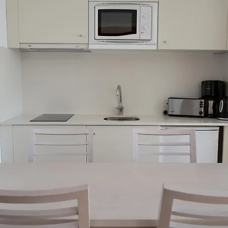 Apartamentos Ferrera Beach-2