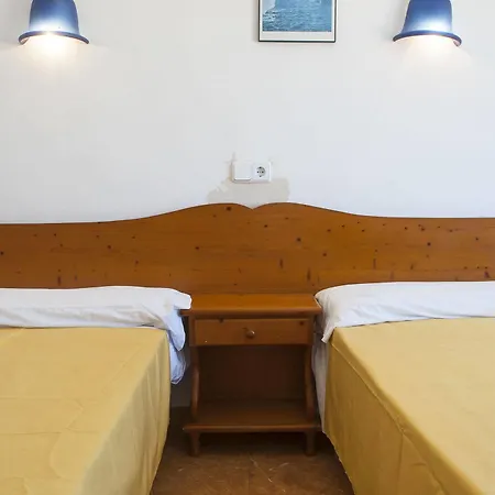 Surfing Concept Hostel-2