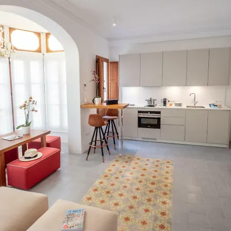 Es Palauet Brandnew one suite apartment in Ibiza center-2