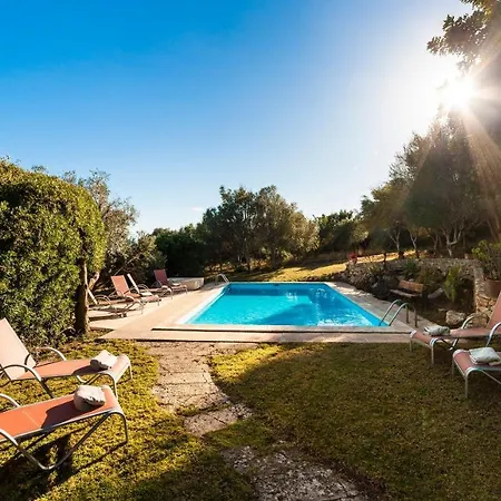Villa With Pool Near The Beach - Es Garrover-3