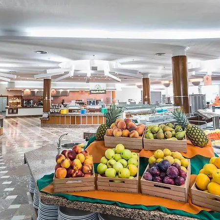 Sirenis Hotel Seaview Country Club-3