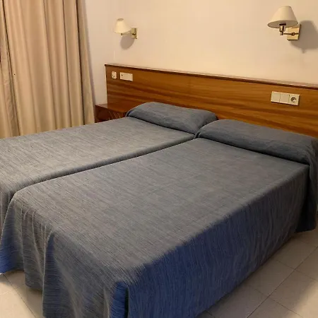 Apartamentos Marina-3