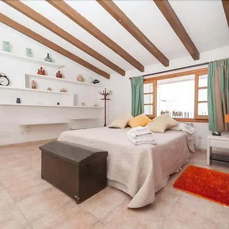 Ses Muralles Boutique House-3
