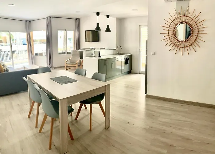 Apartamentos Las Palmeras Palmanova