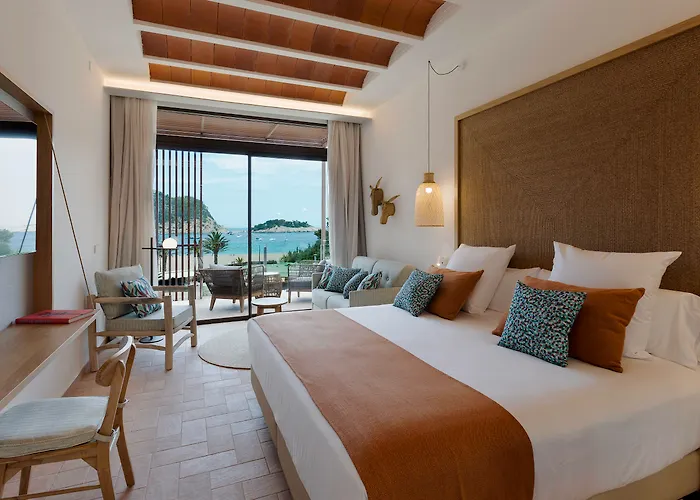Cala San Miguel Ibiza Resort, Adults Only, Curio Collection By Hilton Port de Sant Miguel