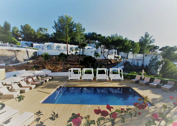Bg Portinatx Beach Club Hotel