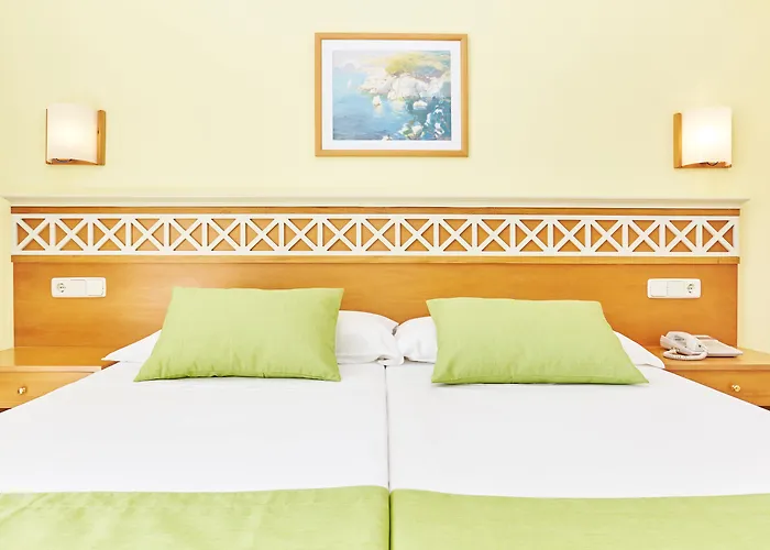 Universal Hotel Bikini Cala Millor 