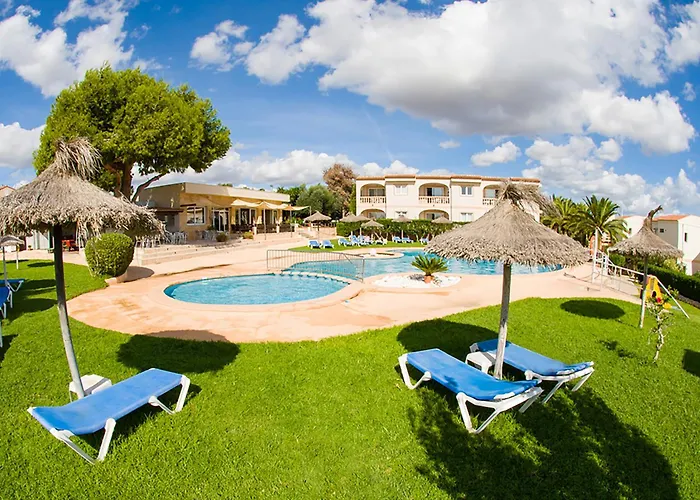 Hoteles en Cala Romàntica