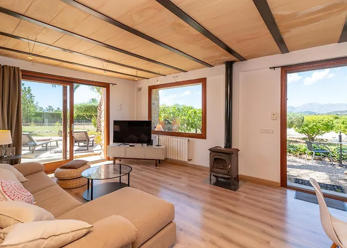 Villa Virginia By Sealand Villas Alcúdia met een Zwembad