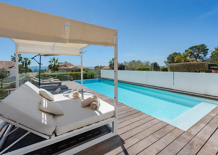Huisdiervriedelijke Nereo - Heatable Pool & Sea View Villa Alcúdia
