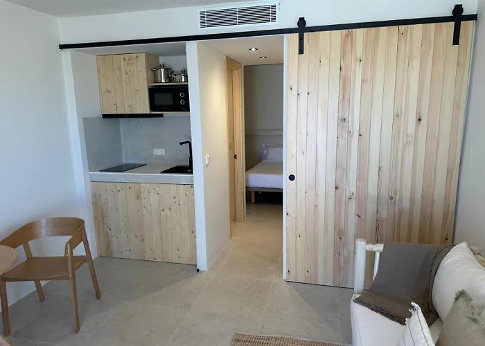 Apartamentos Eugenio By Formentera Passport La Savina  che accetta animali