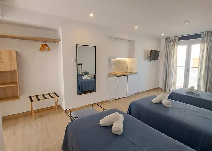 Aparthotel Almaris Es Pujols