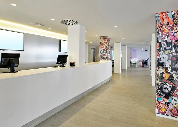 Hotel vicino a Porto Adriano