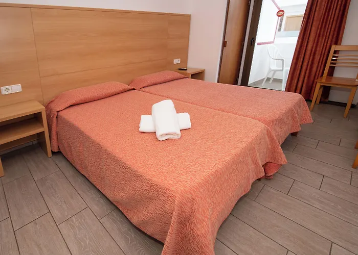 Hostal Montana Sant Antoni de Portmany