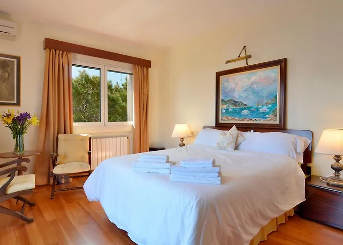 Villa With Enchanting Sea Views And Pool For 7 Guests Port D'Andratx