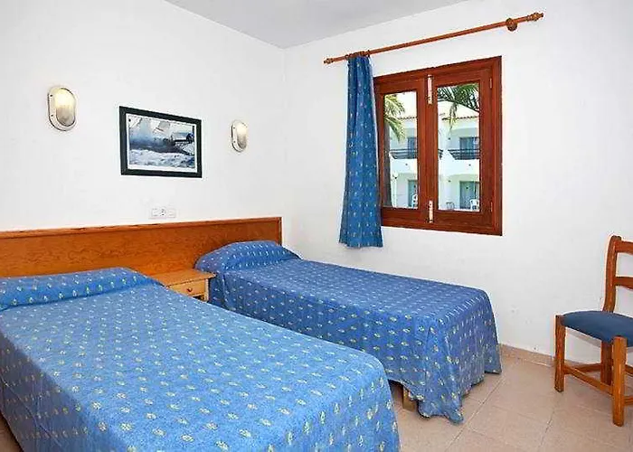 Fiesta Beach Apartments Sa Coma 
