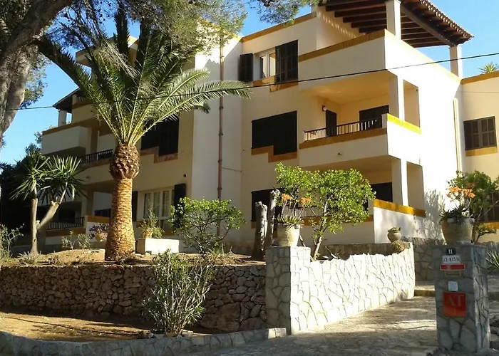 Apartamentos Los Pinos Cala Murada 