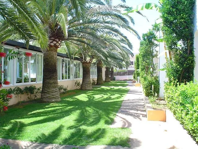 Apartamentos Cristina Villas Cala Millor 