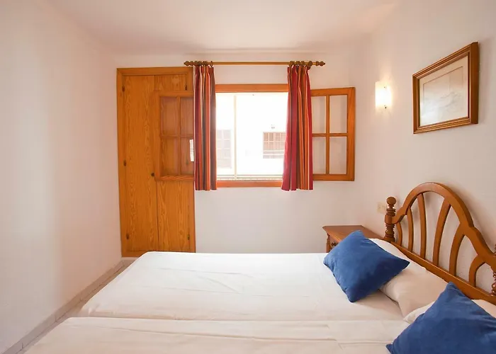 Apartamentos Sol Y Mar Cala Bona 