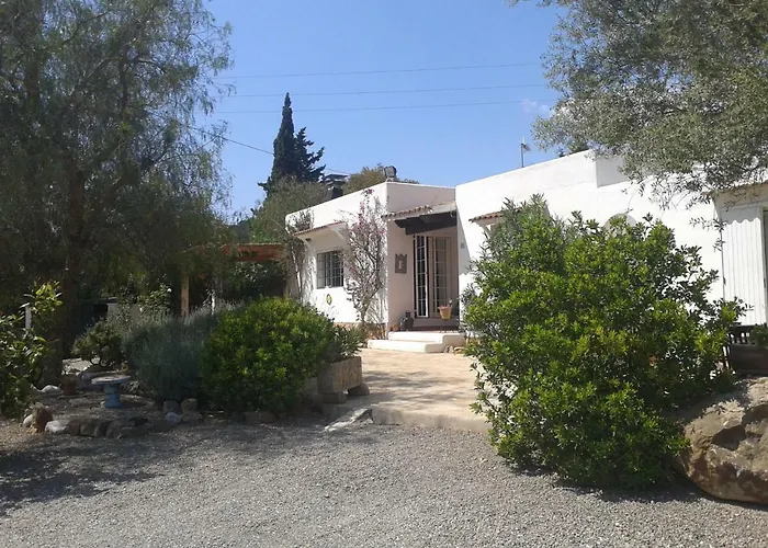 Casa De Los Angeles Santa Eularia des Riu