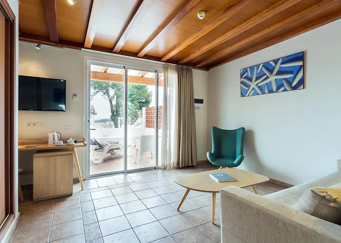 Sirenis Hotel Club Siesta Santa Eularia des Riu With Golf Course